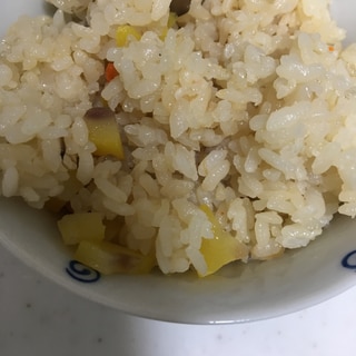 お正月の残りの栗で(*^^*)炊き込みご飯☆